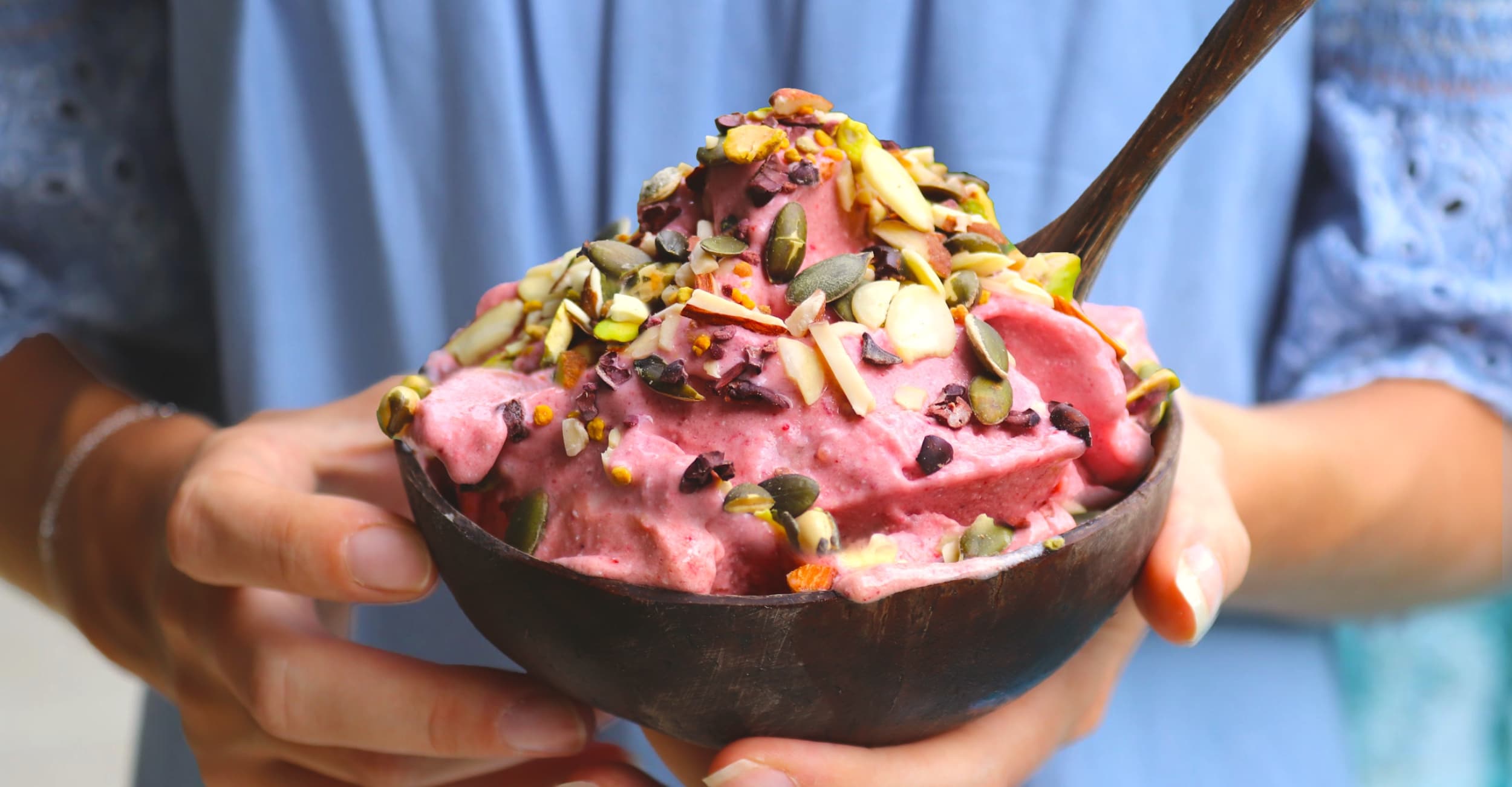 Nanabowls: Delicious protein packed smoothies free from dairy and gluten