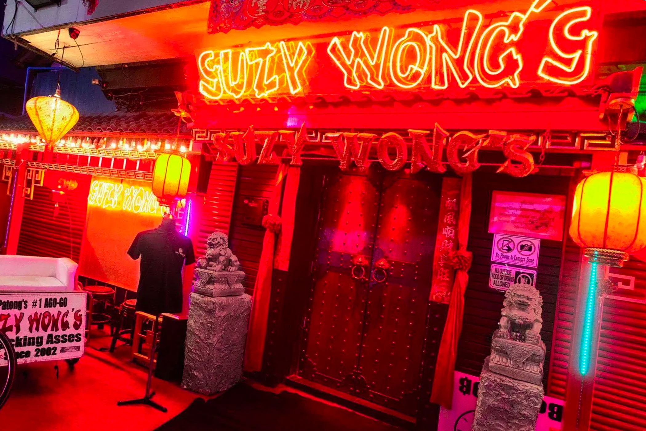 Suzy Wong - Best Go Go Bars in Phuket